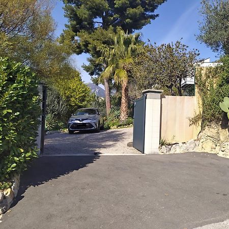 Апартаменты 456 Chemin De La Pinede Ментона Экстерьер фото